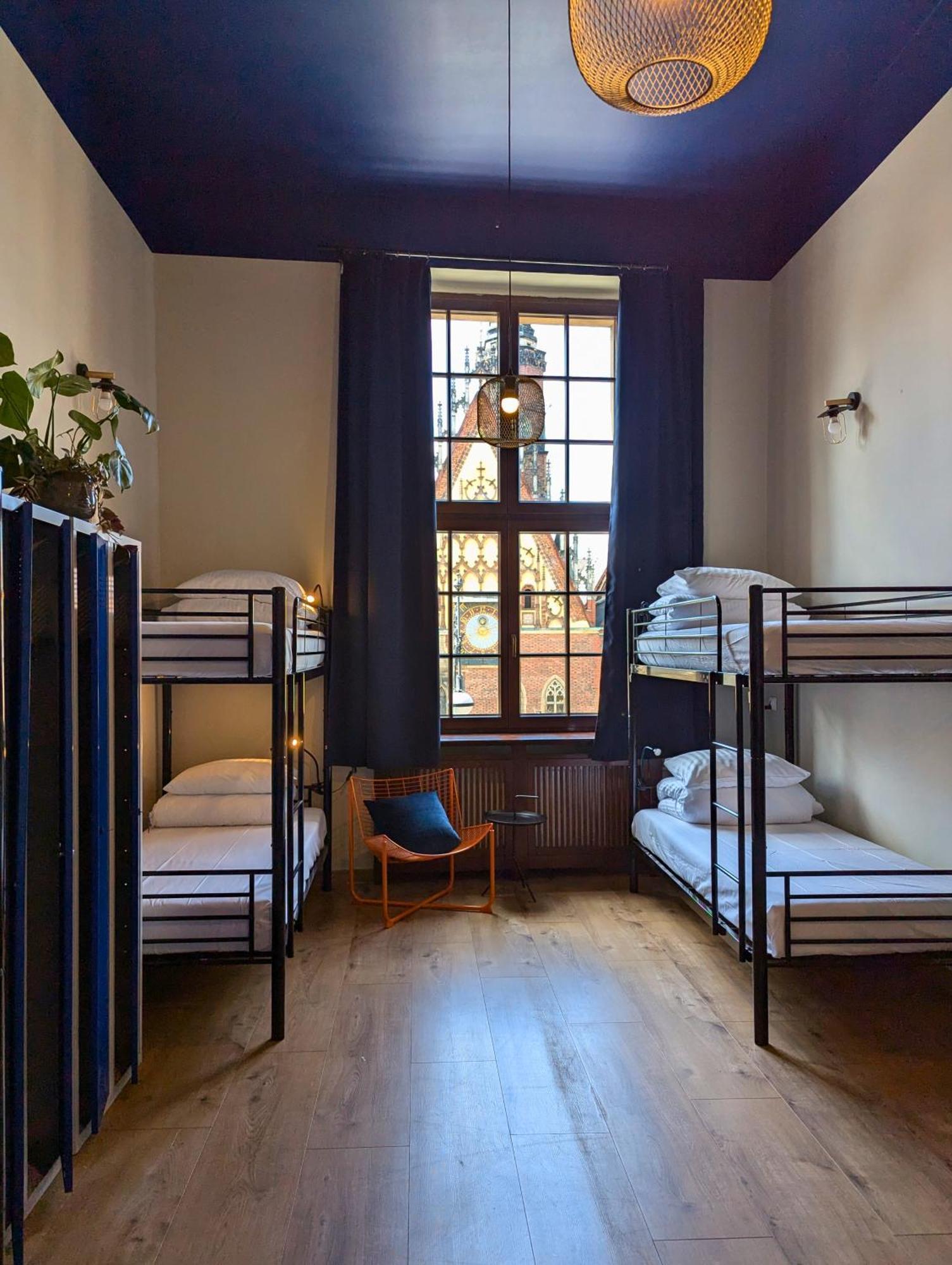 Rynek 30 Hostel Wrocław Eksteriør billede